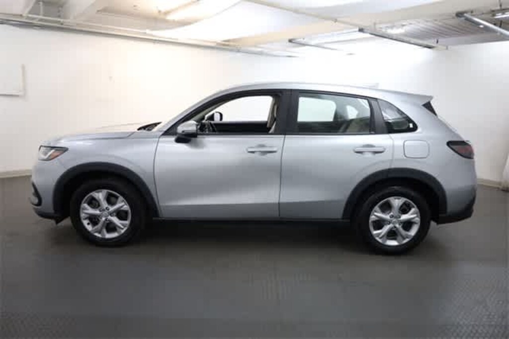 Used 2023 Honda HR-V LX AWD SUV