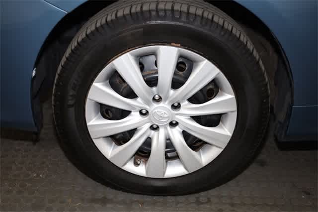 Thumbnail: 2013 Toyota Corolla - 32