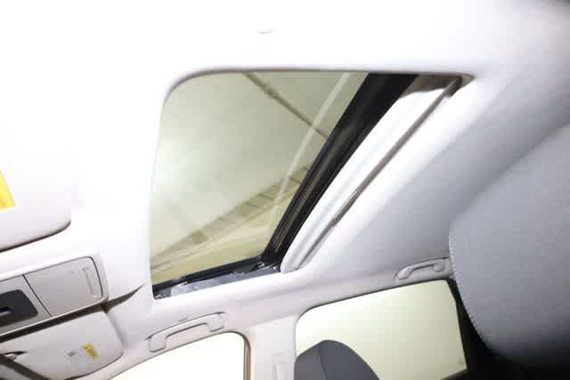 Thumbnail: 2023 Honda CR-V - 19