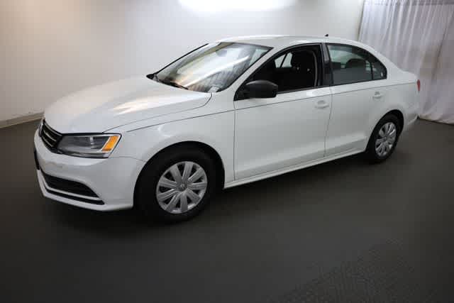 Thumbnail: 2015 Volkswagen Jetta - 3