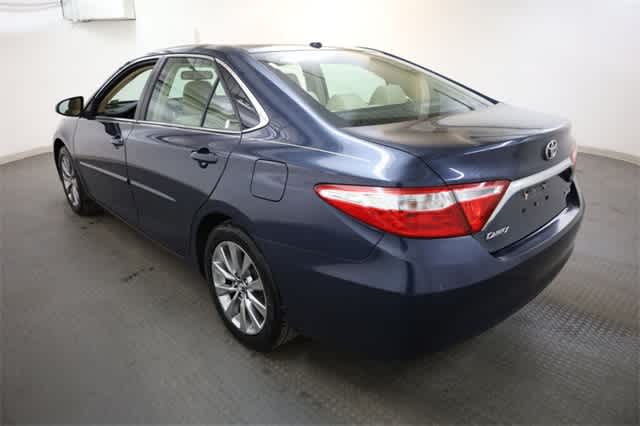 Thumbnail: 2017 Toyota Camry - 4
