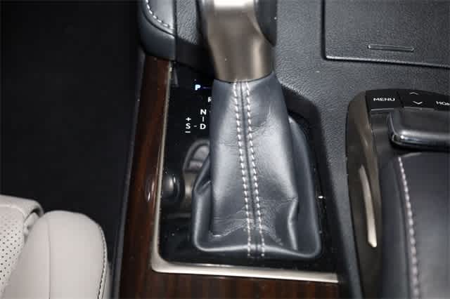 Thumbnail: 2016 Lexus ES - 38