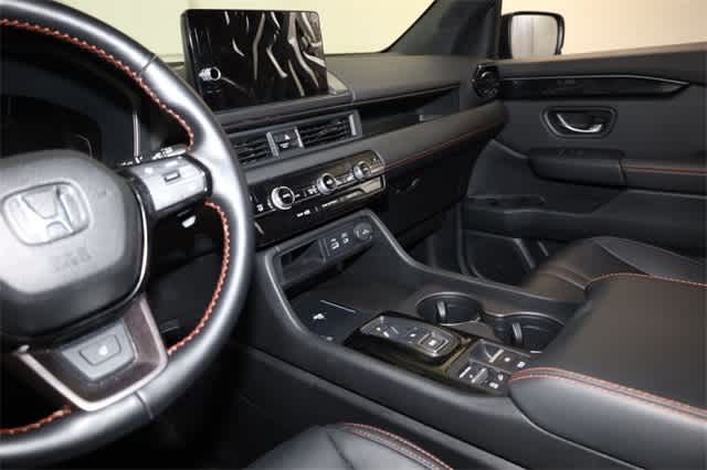 Thumbnail: 2024 Honda Pilot - 24