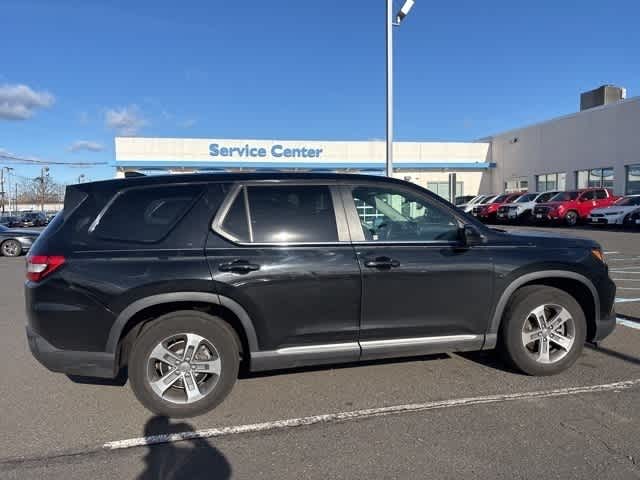 Thumbnail: 2023 Honda Pilot - 17