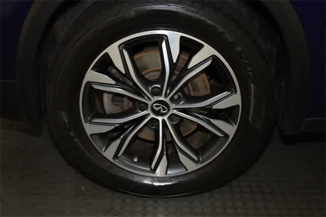 Thumbnail: 2018 INFINITI QX30 - 38