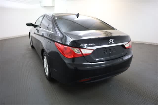 Thumbnail: 2011 Hyundai Sonata - 6