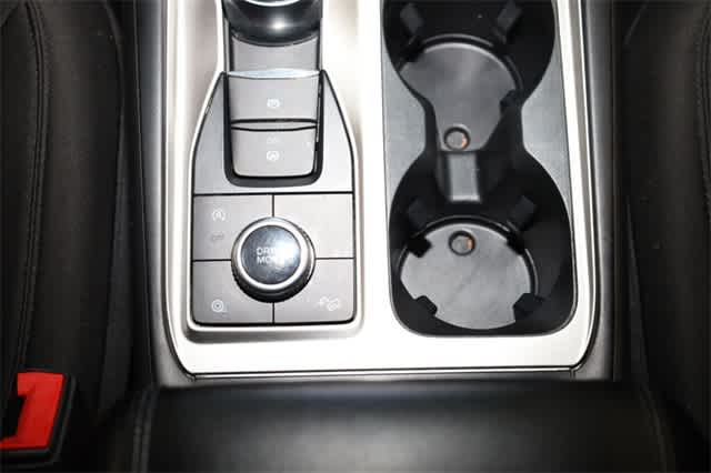 Thumbnail: 2021 Ford Explorer - 33