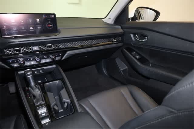 2023 Honda Accord Touring 18