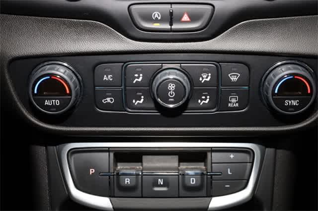 Thumbnail: 2024 GMC Terrain - 31