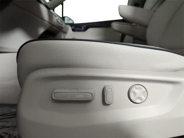 Thumbnail: 2026 Honda Odyssey - 11