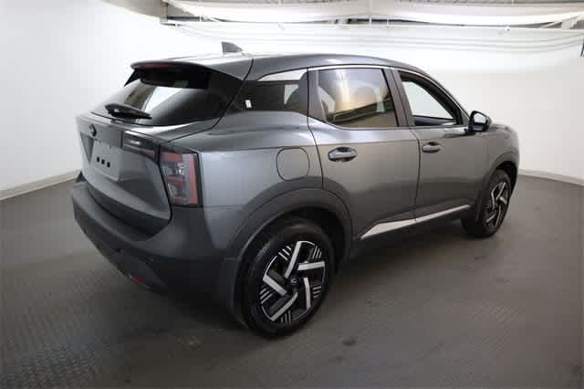 Thumbnail: 2025 Nissan Kicks - 8