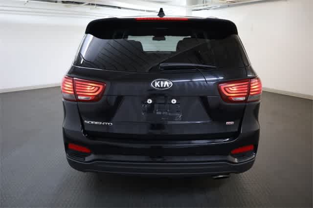 Thumbnail: 2019 Kia Sorento - 6
