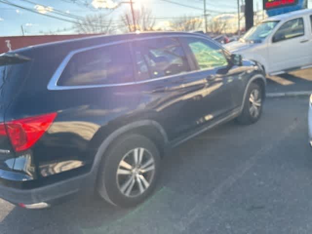 Thumbnail: 2016 Honda Pilot - 16