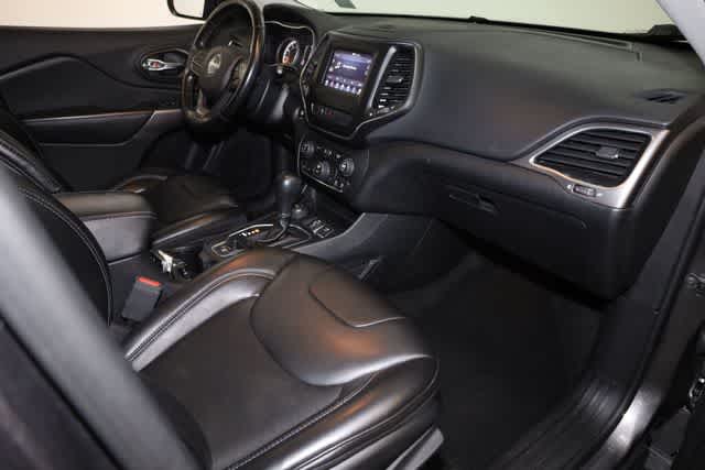 Thumbnail: 2019 Jeep Cherokee - 36