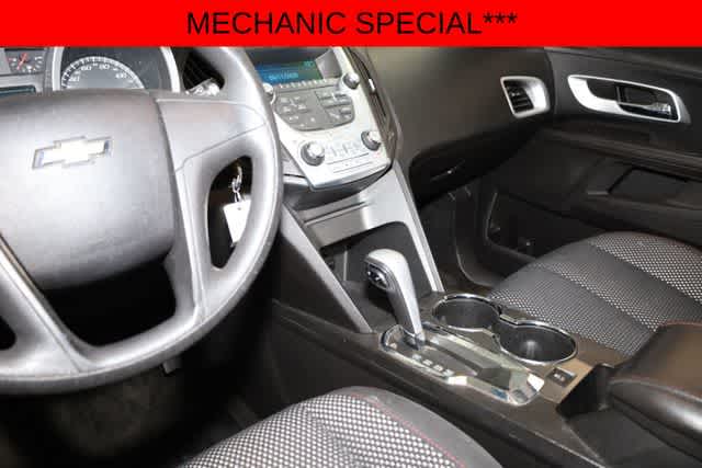 Thumbnail: 2010 Chevrolet Equinox - 16