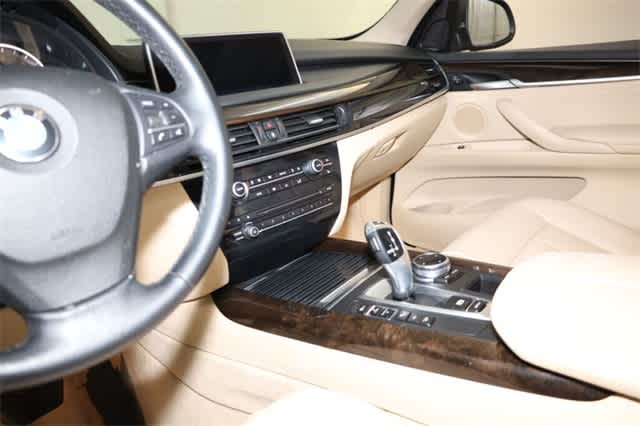 Thumbnail: 2014 BMW X5 - 23