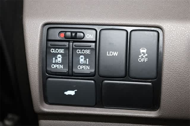 2015 Honda Odyssey EX-L 27