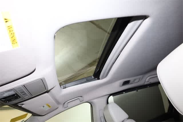 Thumbnail: 2023 Honda Odyssey - 28