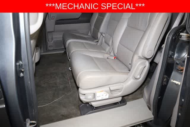 Thumbnail: 2013 Honda Odyssey - 21