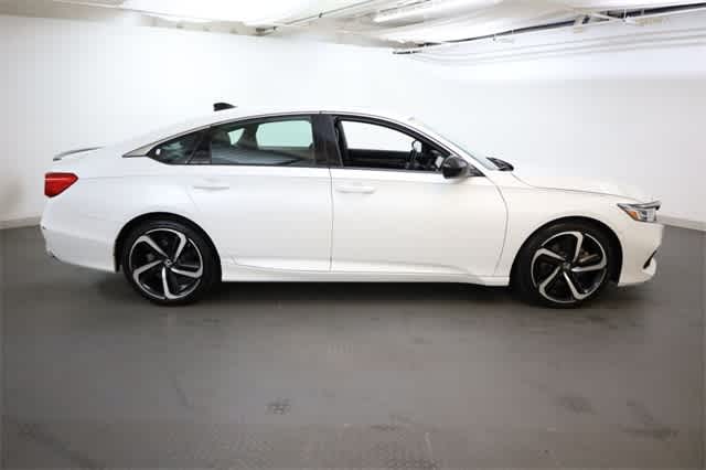 Thumbnail: 2022 Honda Accord - 9