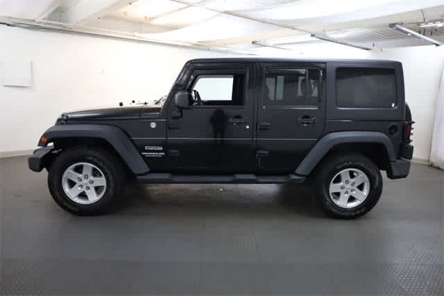 Thumbnail: 2014 Jeep Wrangler - 3