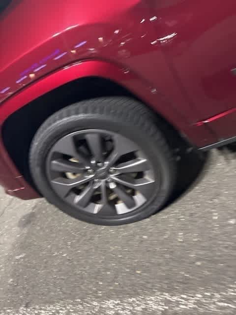 Thumbnail: 2021 Jeep Cherokee - 22