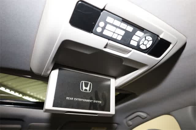 Thumbnail: 2017 Honda Pilot - 36