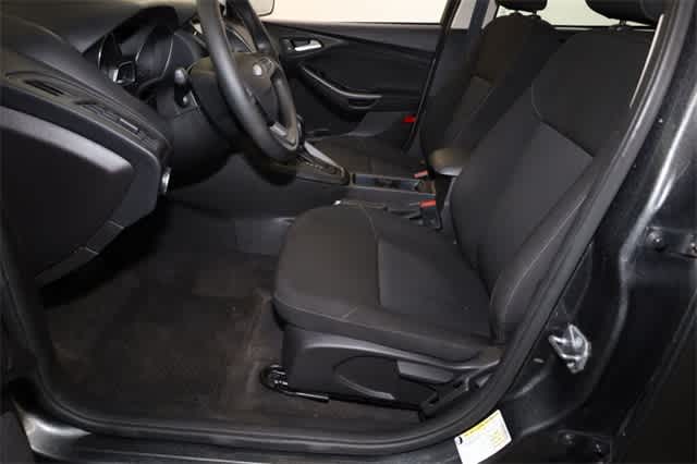 Thumbnail: 2018 Ford Focus - 15