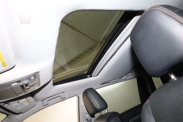 Thumbnail: 2019 Toyota Highlander - 27