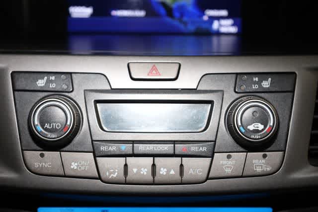 Thumbnail: 2011 Honda Odyssey - 27