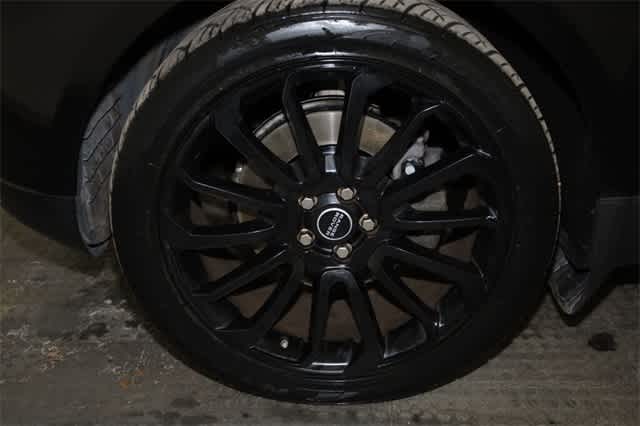 Thumbnail: 2015 Land Rover Range Rover Sport - 36