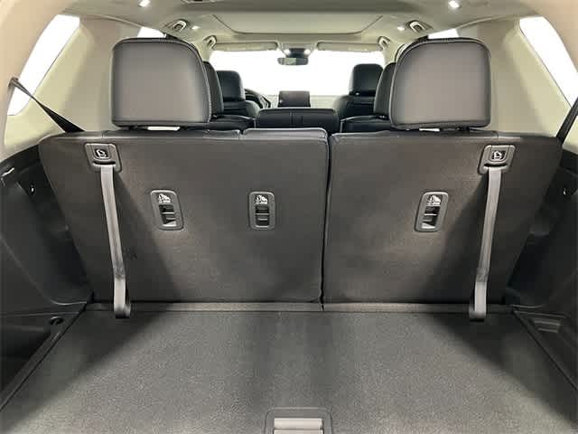 2025 Honda Pilot Elite 34