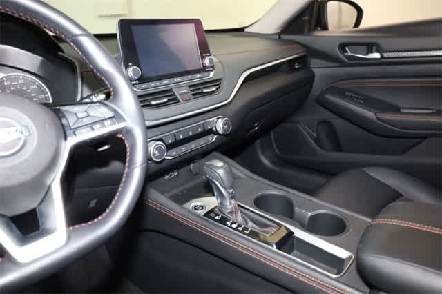 Thumbnail: 2020 Nissan Altima - 23
