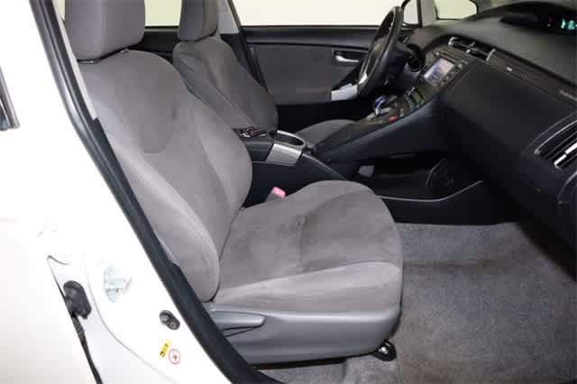 Thumbnail: 2013 Toyota Prius - 20