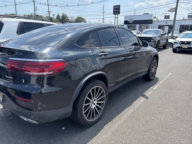 Thumbnail: 2022 Mercedes-Benz GLC - 14