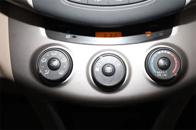 Thumbnail: 2008 Toyota RAV4 - 26