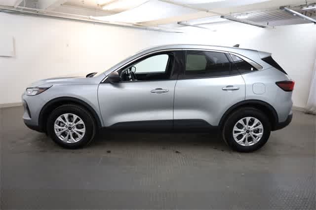 Thumbnail: 2024 Ford Escape - 3