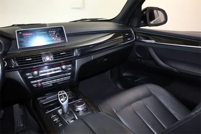 Thumbnail: 2018 BMW X5 - 18