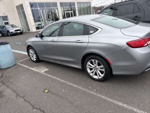 Thumbnail: 2016 Chrysler 200 - 8