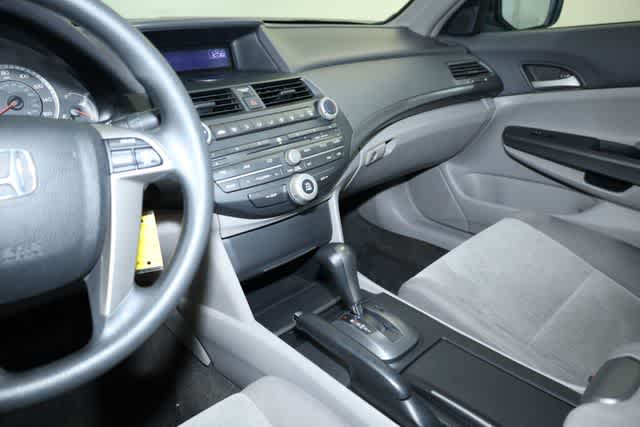 Thumbnail: 2009 Honda Accord - 16