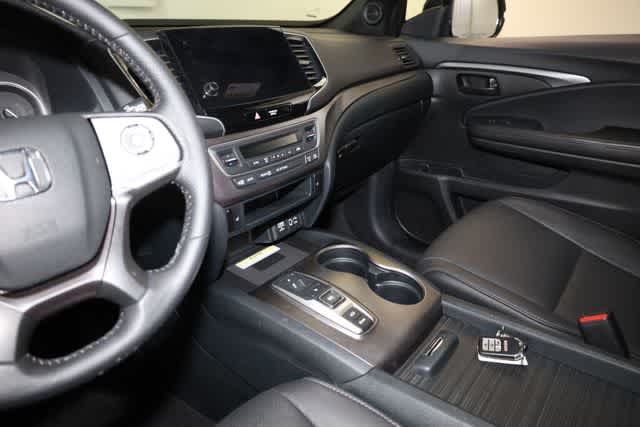 Thumbnail: 2023 Honda Passport - 23