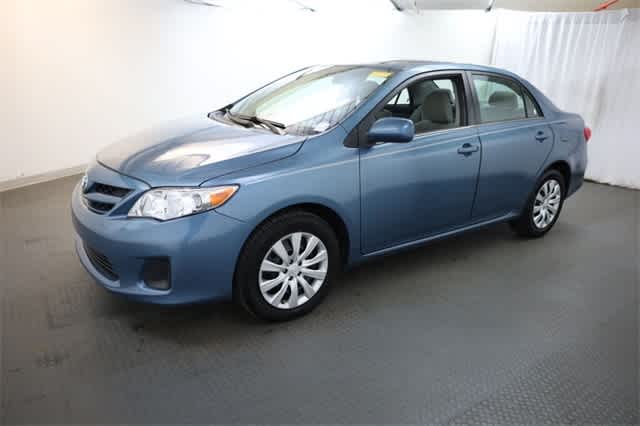 Thumbnail: 2013 Toyota Corolla - 2