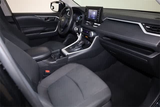 Thumbnail: 2021 Toyota RAV4 - 19