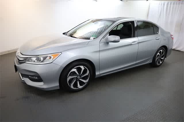 Thumbnail: 2017 Honda Accord - 2