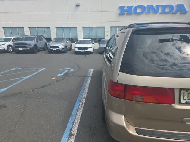 Thumbnail: 2001 Honda Odyssey - 9
