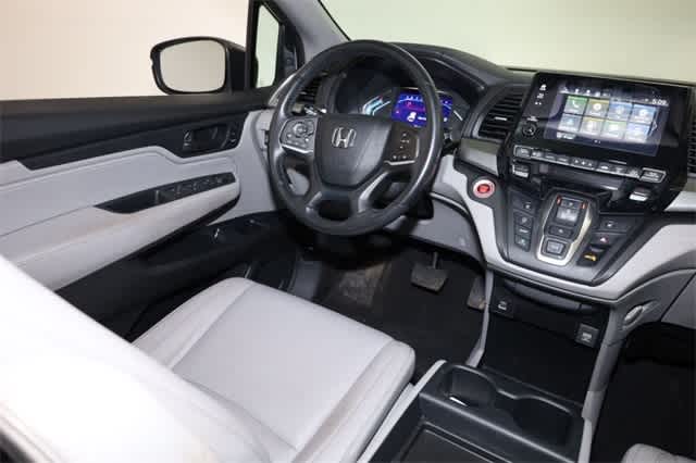 Thumbnail: 2023 Honda Odyssey - 16