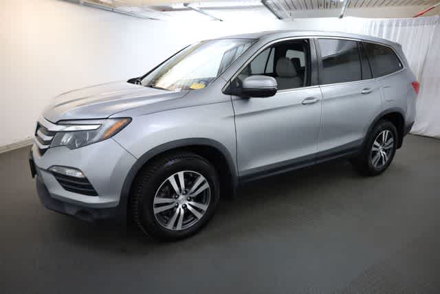 Thumbnail: 2017 Honda Pilot - 2