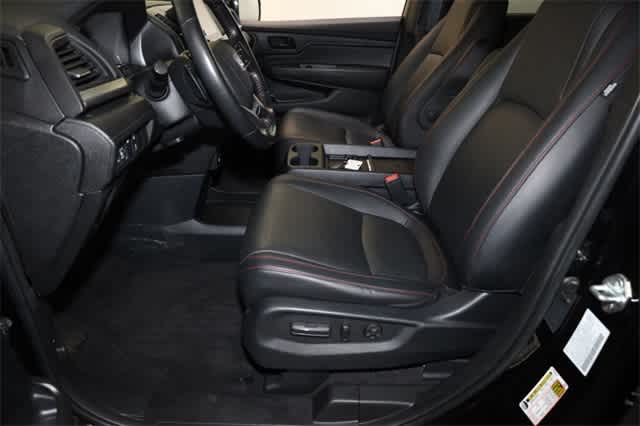 Thumbnail: 2023 Honda Odyssey - 15