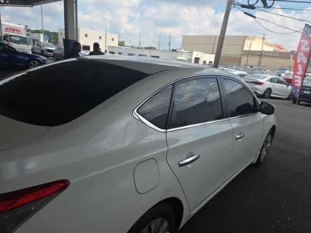 Thumbnail: 2014 Nissan Sentra - 10