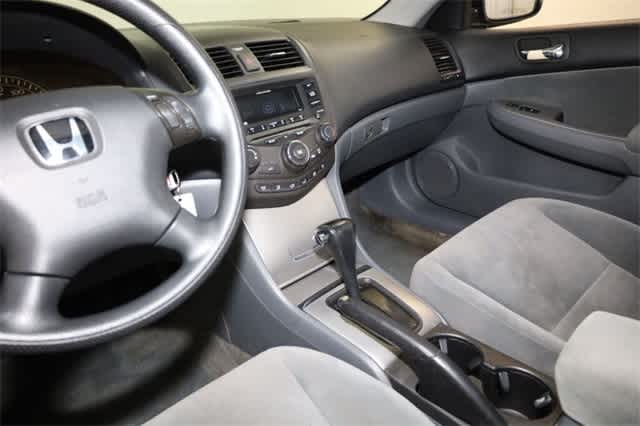 Thumbnail: 2004 Honda Accord - 23